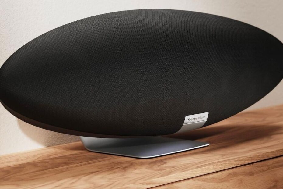 Bowers and Wilkins' Zeppelin speaker sold at Homemation