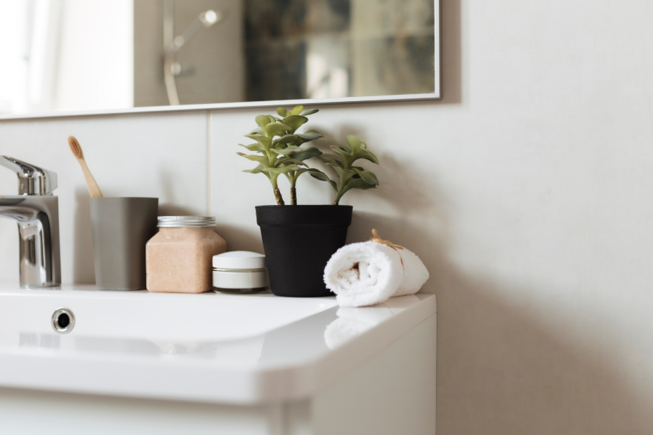 Elevate the Aesthetic and Functionality of Your Bathroom with Essential Accessories