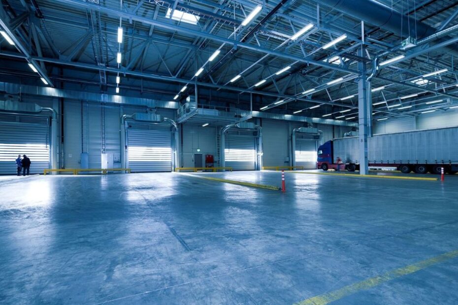 Optimising Space and Efficiency Innovative Warehouse Storage Solutions