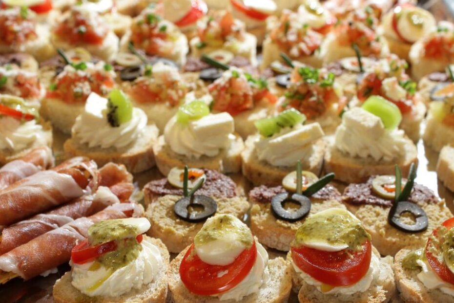 Creating Delightful Food Platters for Any Occasion