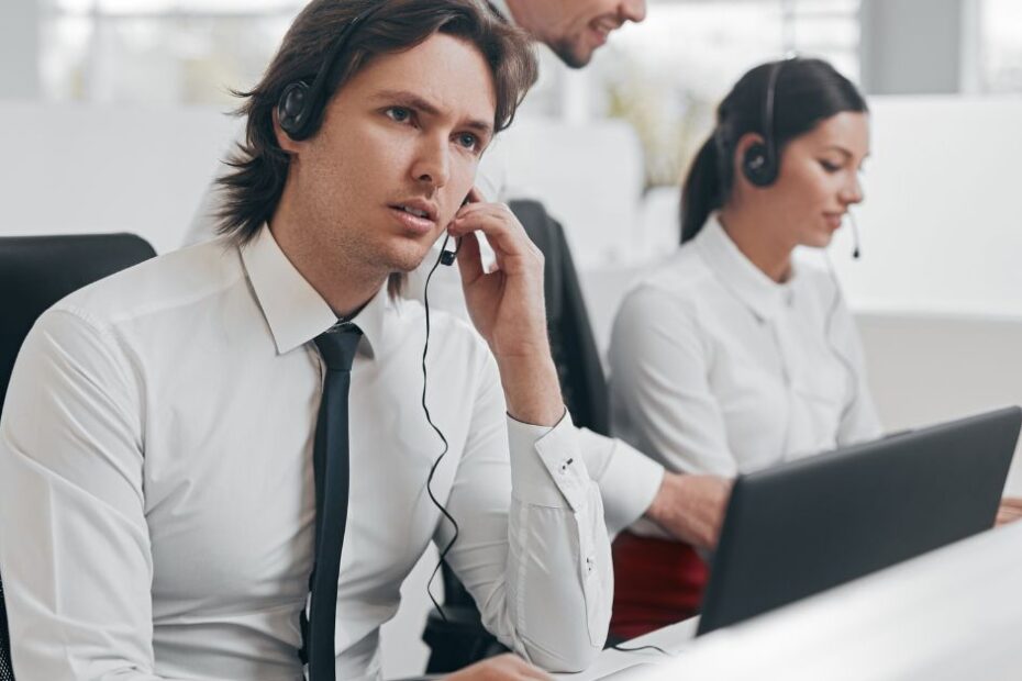 Enhancing Business Communications with Professional Call Answering Services