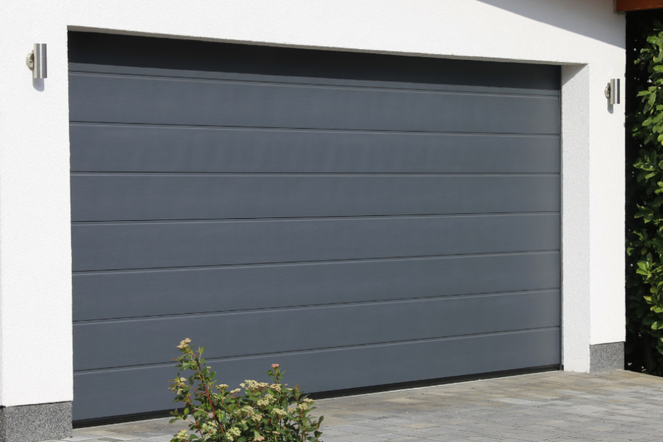 Selecting the Ideal Garage Door Security, Style, and Everyday Practicality