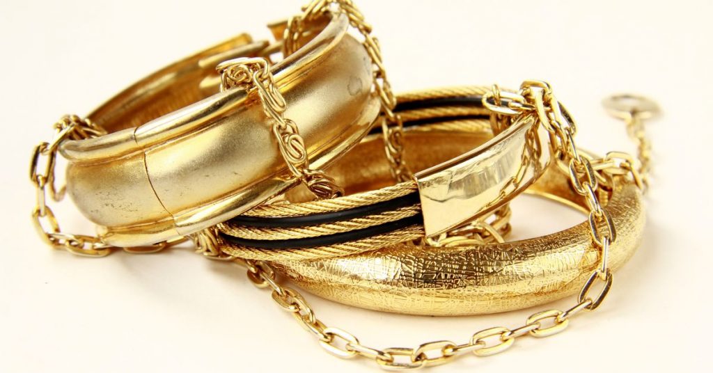 Selling Your Gold and Jewelry for Cash