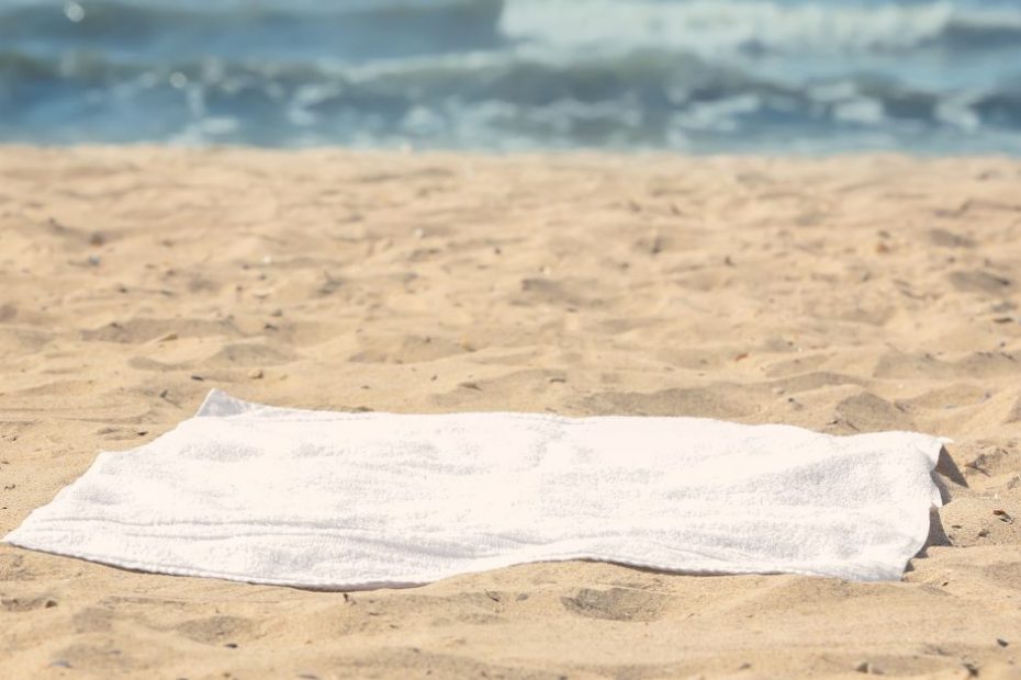 Choosing the Perfect Towel for Your Kids at the Beach