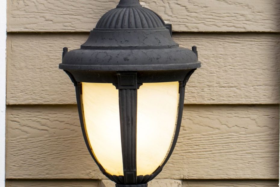 Essential Outdoor Lighting for Your Home