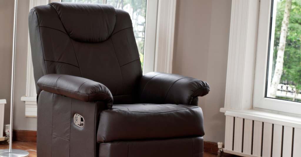 Simple, Comfortable Seating for Medical Spaces ()