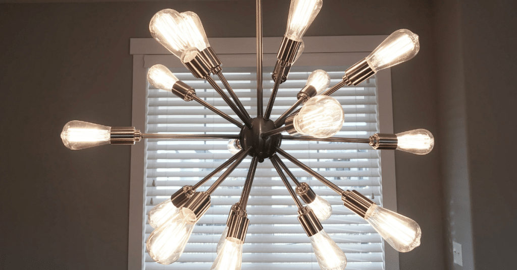 Outdoor Lighting That Works for You ()