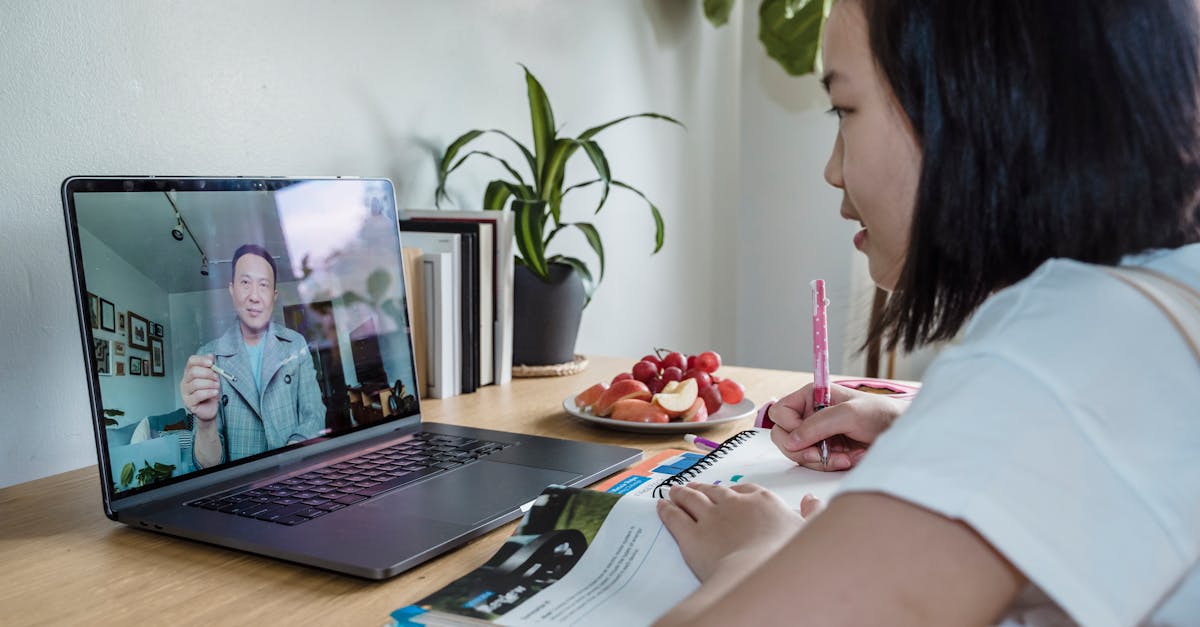 The Tech Setup Families Need for Online School at Home